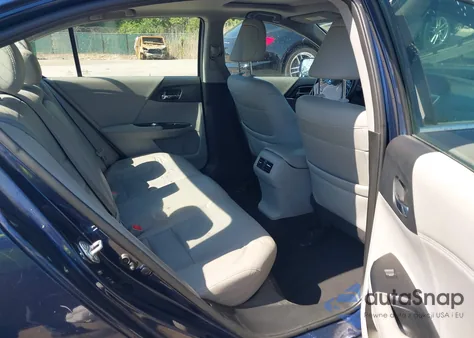 2017 Honda Accord Ex-L V6 z USA, uszkodzony, nr VIN 1HGCR3F89HA042157